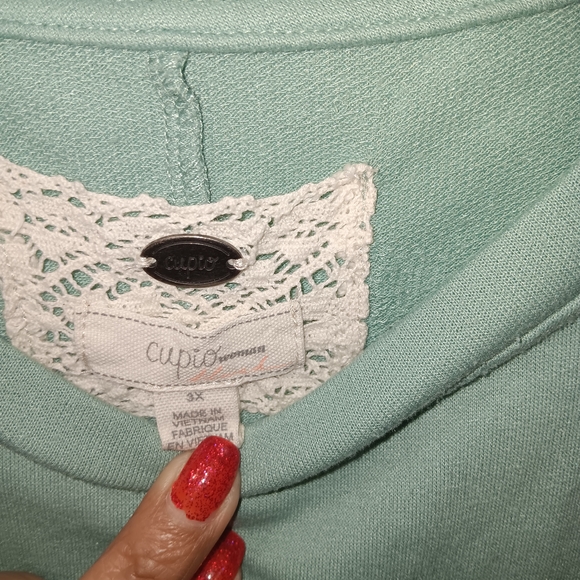 Women's Light Blue Ruffle Sleeve Top - Picture 2 of 9